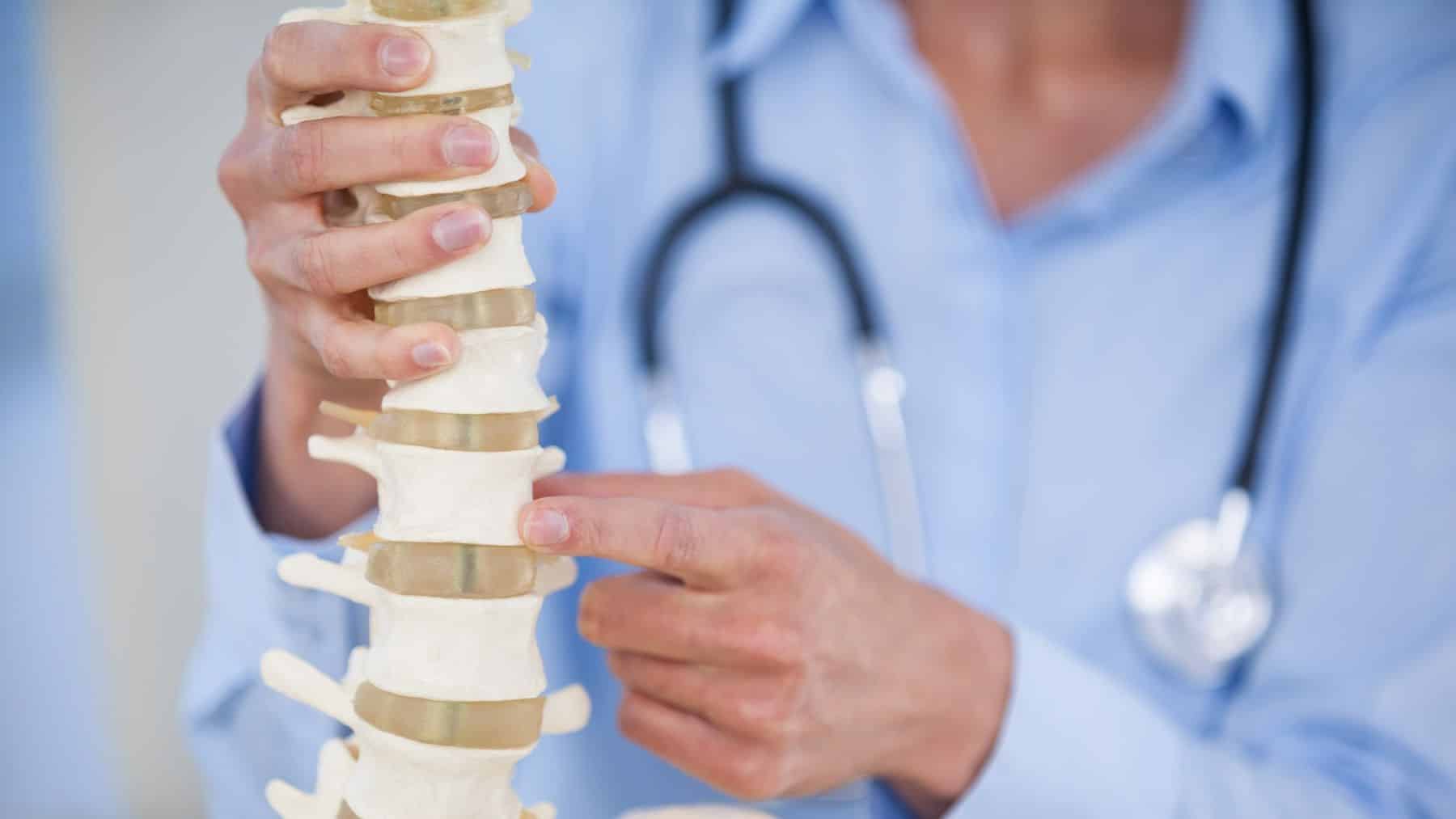 zabiegi endoskopowe stawów międzywyrostkowych